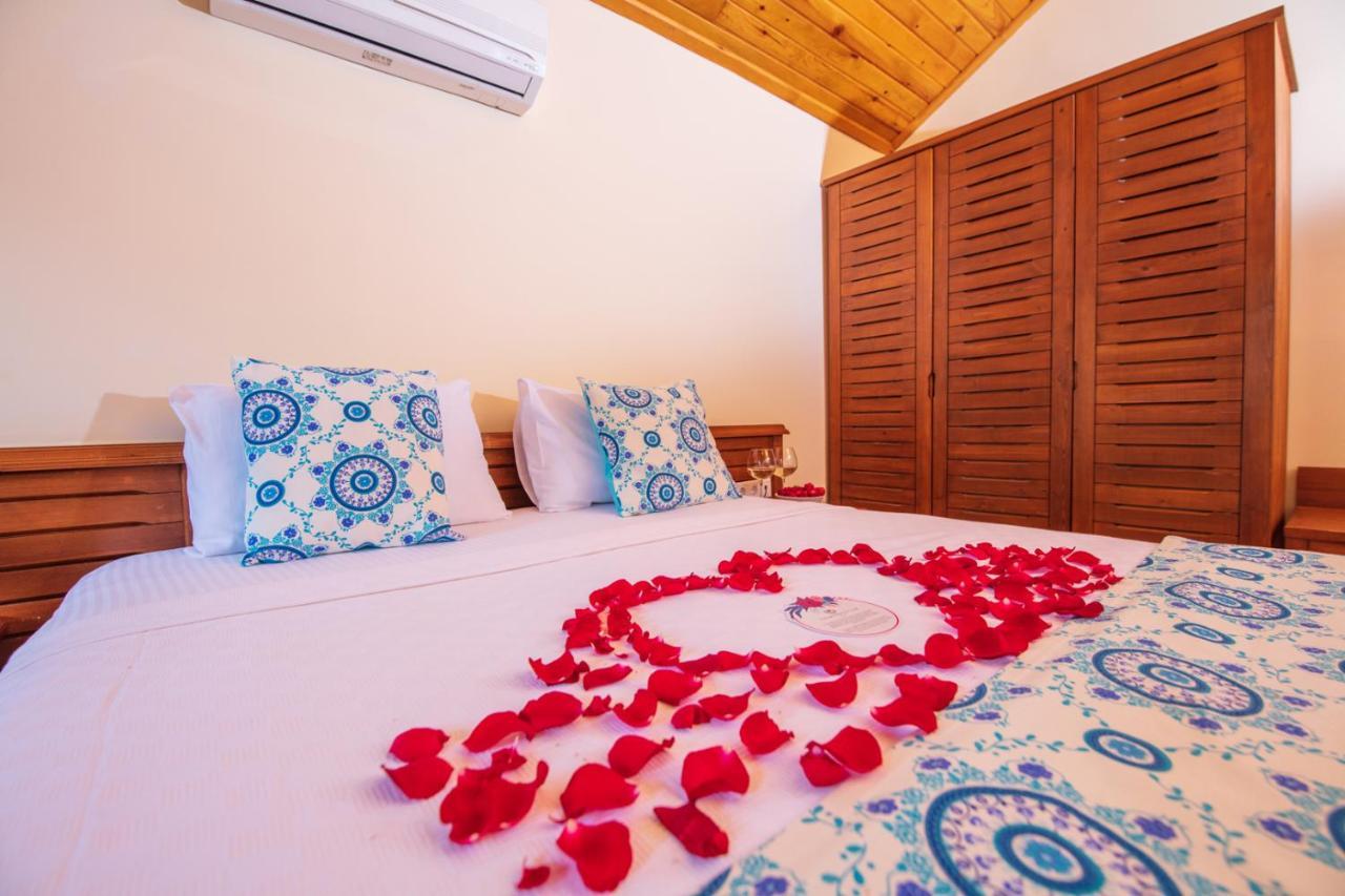 The Bay Beach Club Fethiye Exterior foto